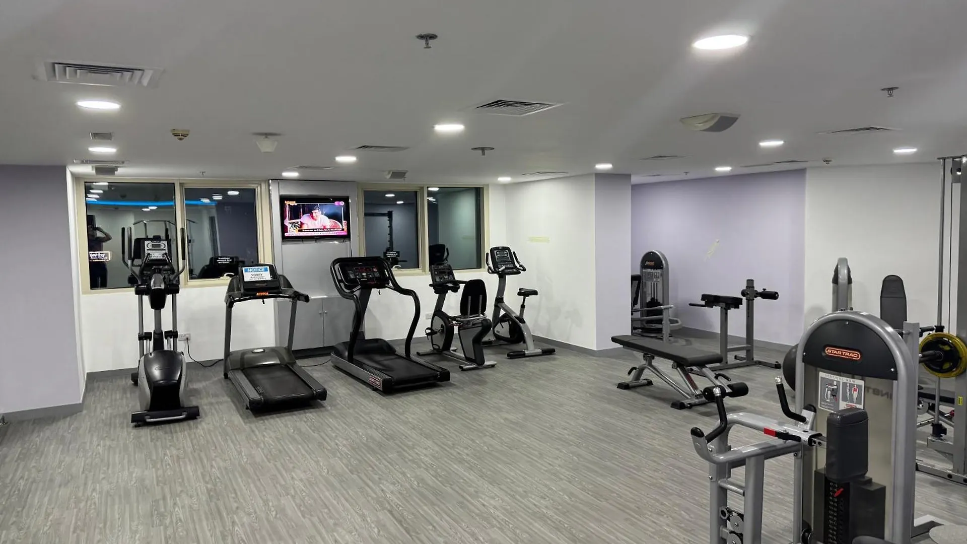 Apartment Newly Renovated Cosy Studio Dubai
